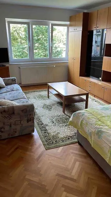 Spacious Apartment - Green & Peaceful Ljubljana