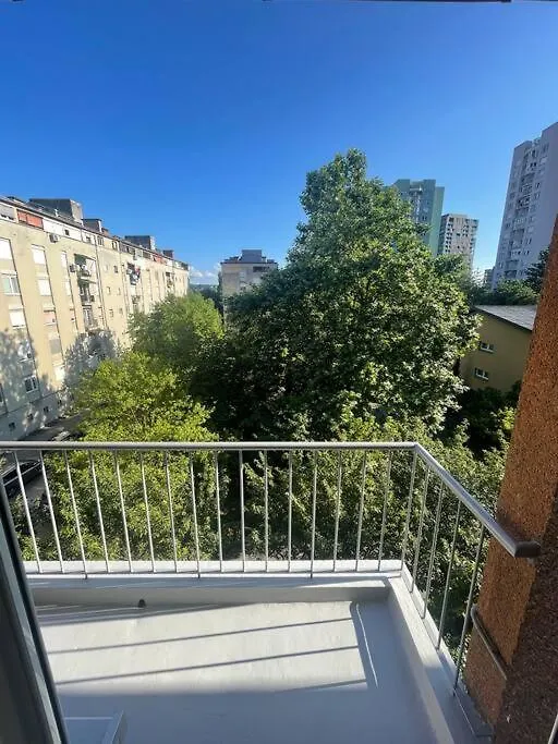 Spacious Apartment - Green & Peaceful Ljubljana