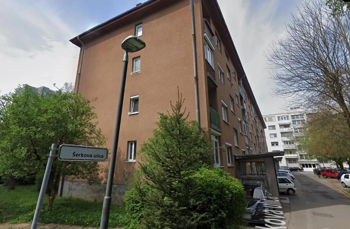 Spacious Apartment - Green & Peaceful Ljubljana